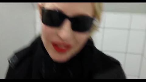 22027