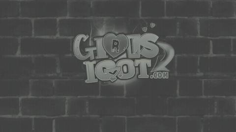 10897